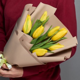 Букет желтых тюльпанов 7шт