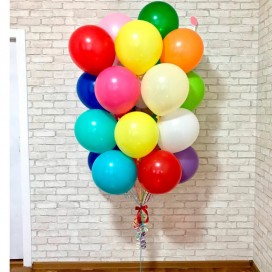 25 разноцветных шаров