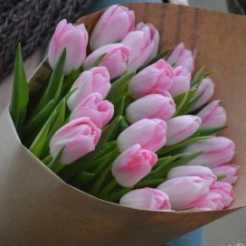 Букет из 15 розовых тюльпанов