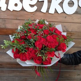 Букет из Эквадорской розы 55 шт