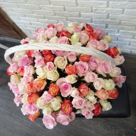101 Эквадорская роза в корзине